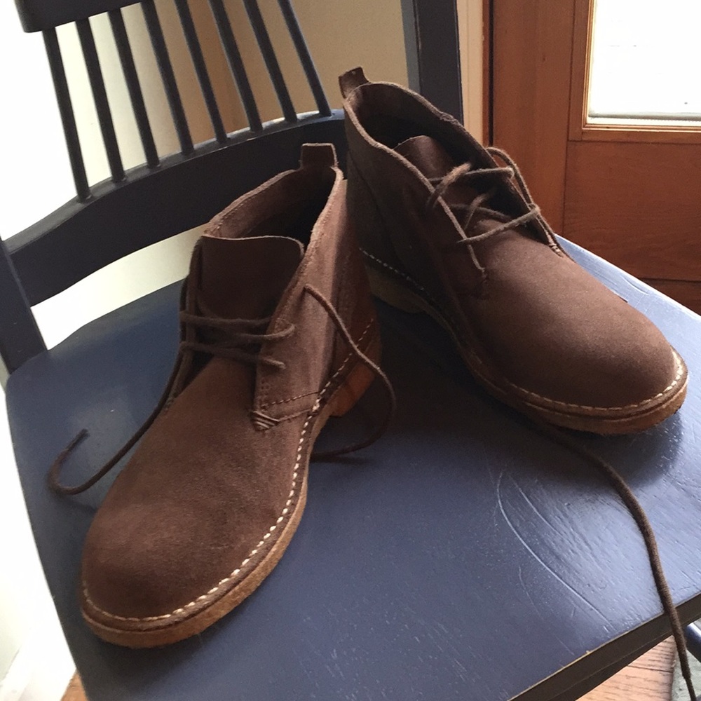 Men’s LL Bean Suede Chukka Boots